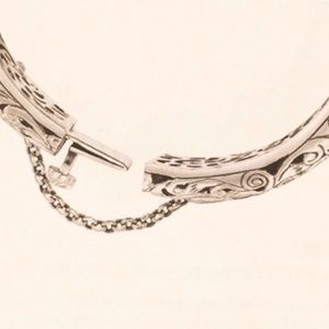 Silpada Retired Filigree Bangle